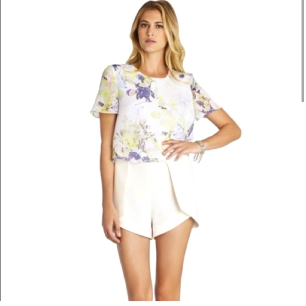 BCBGeneration White/Floral Romper